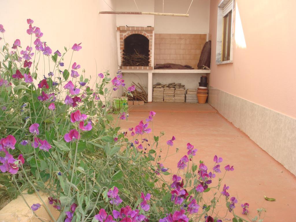 Campo De Oleandros Villa Lourinhã Exteriör bild