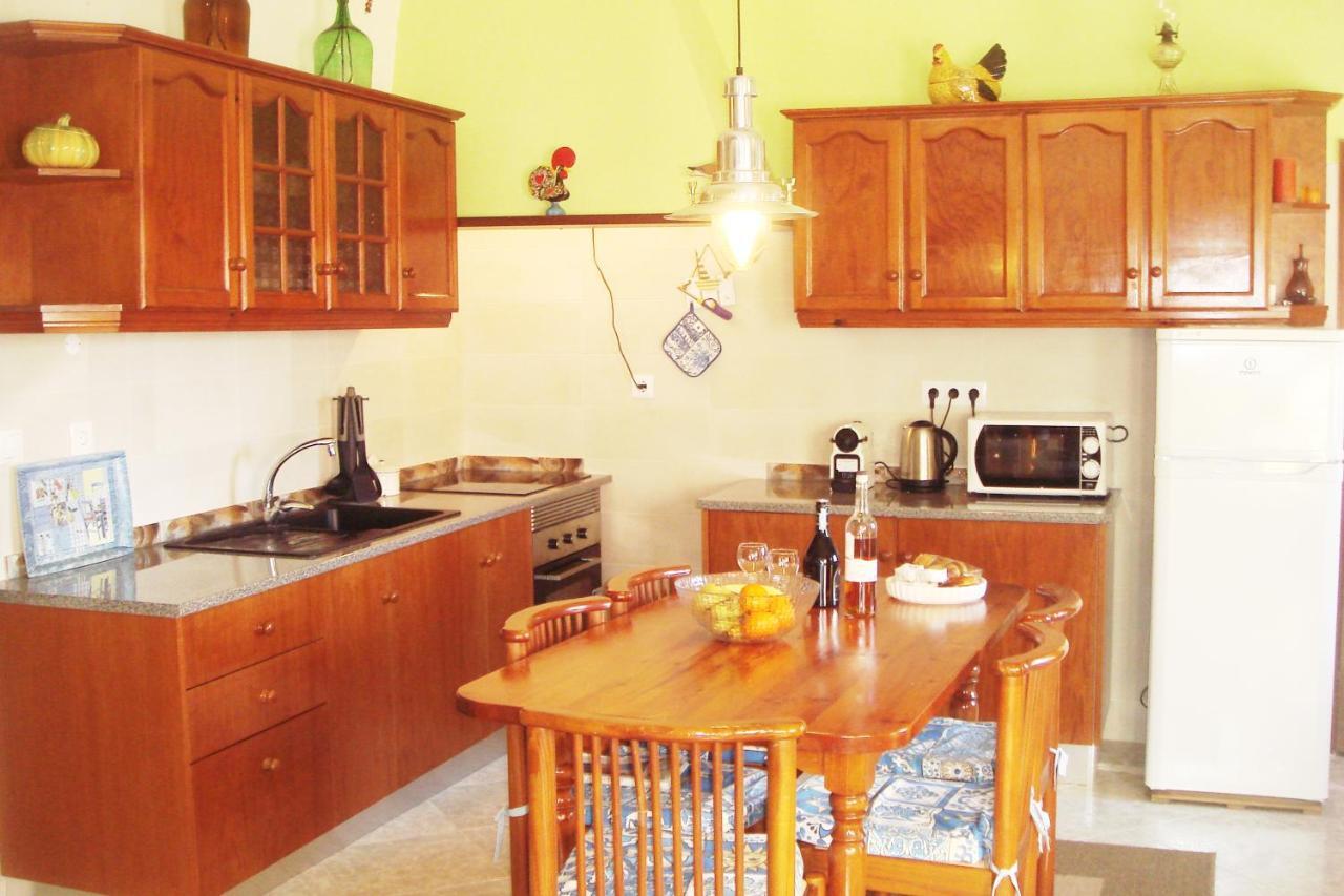 Campo De Oleandros Villa Lourinhã Exteriör bild